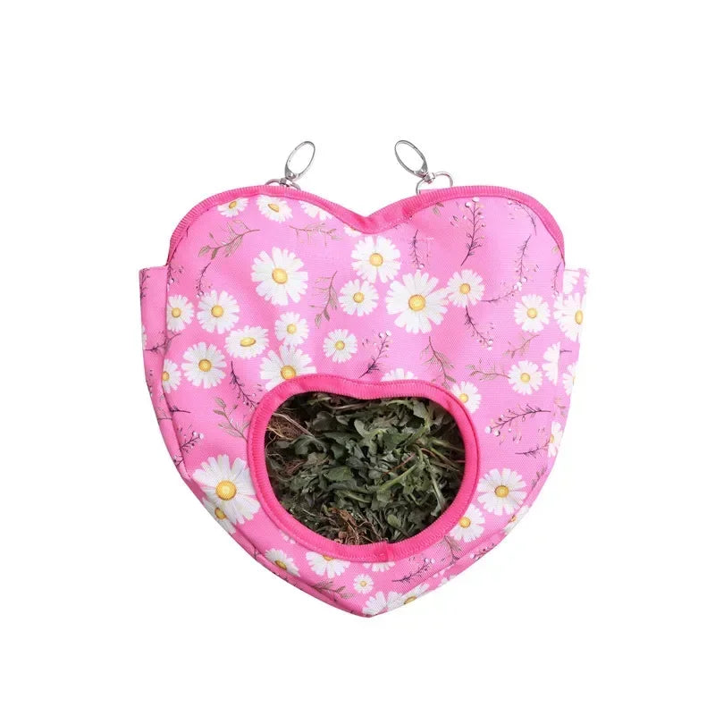 Heart-Shaped Feeding Hay Bag For Your Small Pets